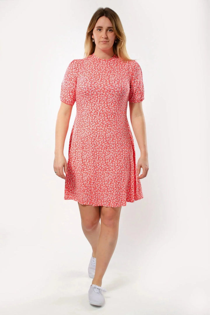 M&S Ditsy Print Tea Dress Red / 14 / Short