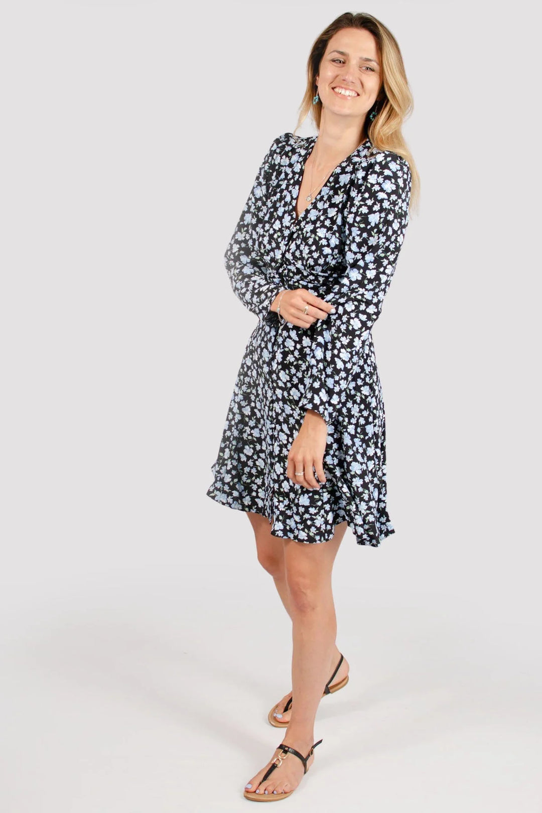 Dorothy Perkins Long Sleeve Floral Skater Dress Black/Blue /