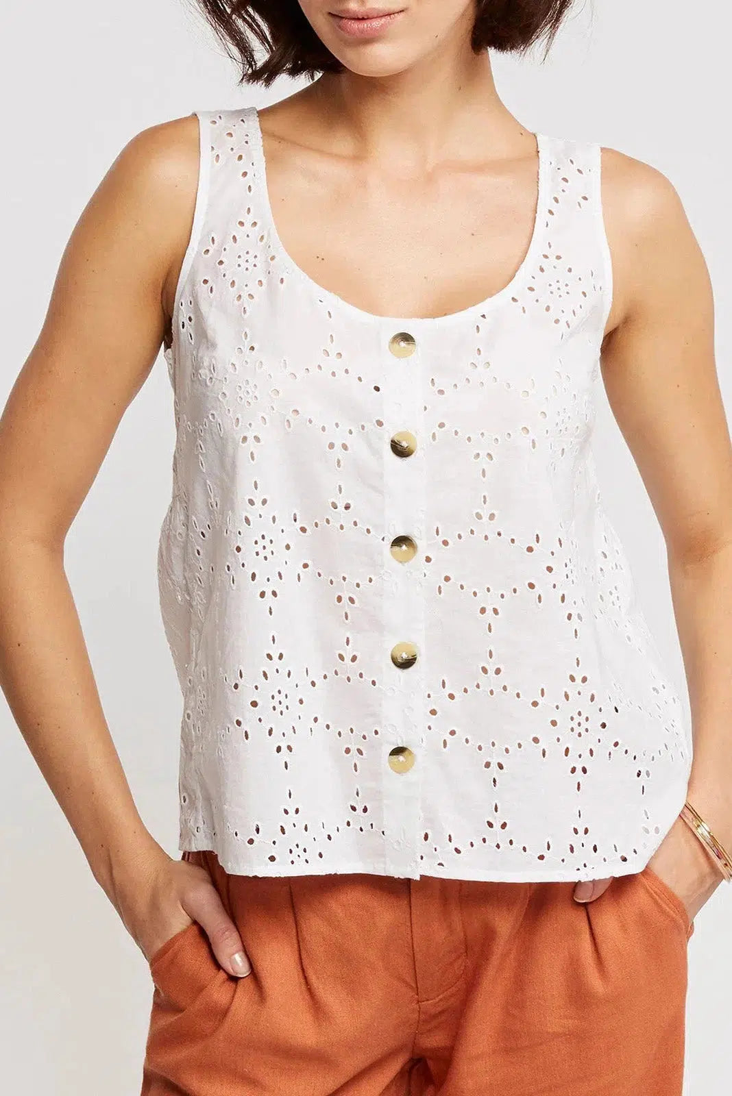 Fat Face ’Tia’ Broderie Button Cami White / 6