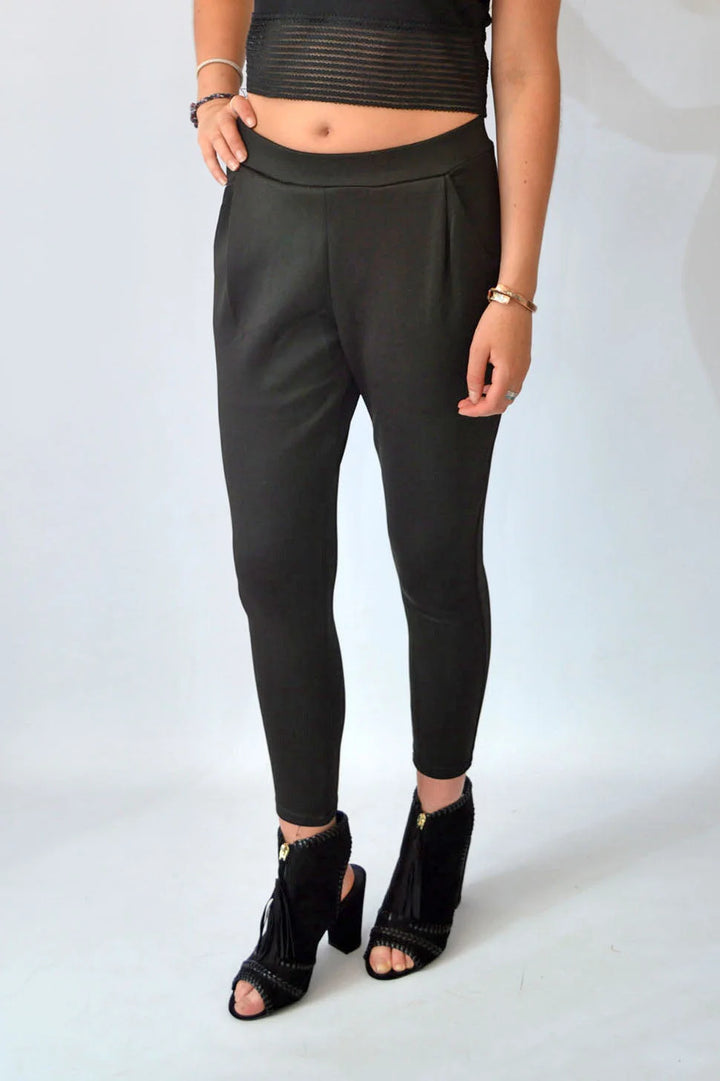 Grape Scuba Pleat Front Crop Trousers