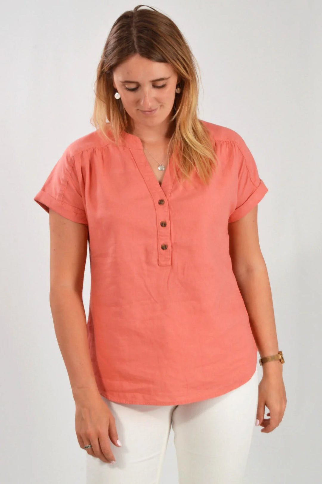 Nutmeg Linen Blend Short Sleeve Top