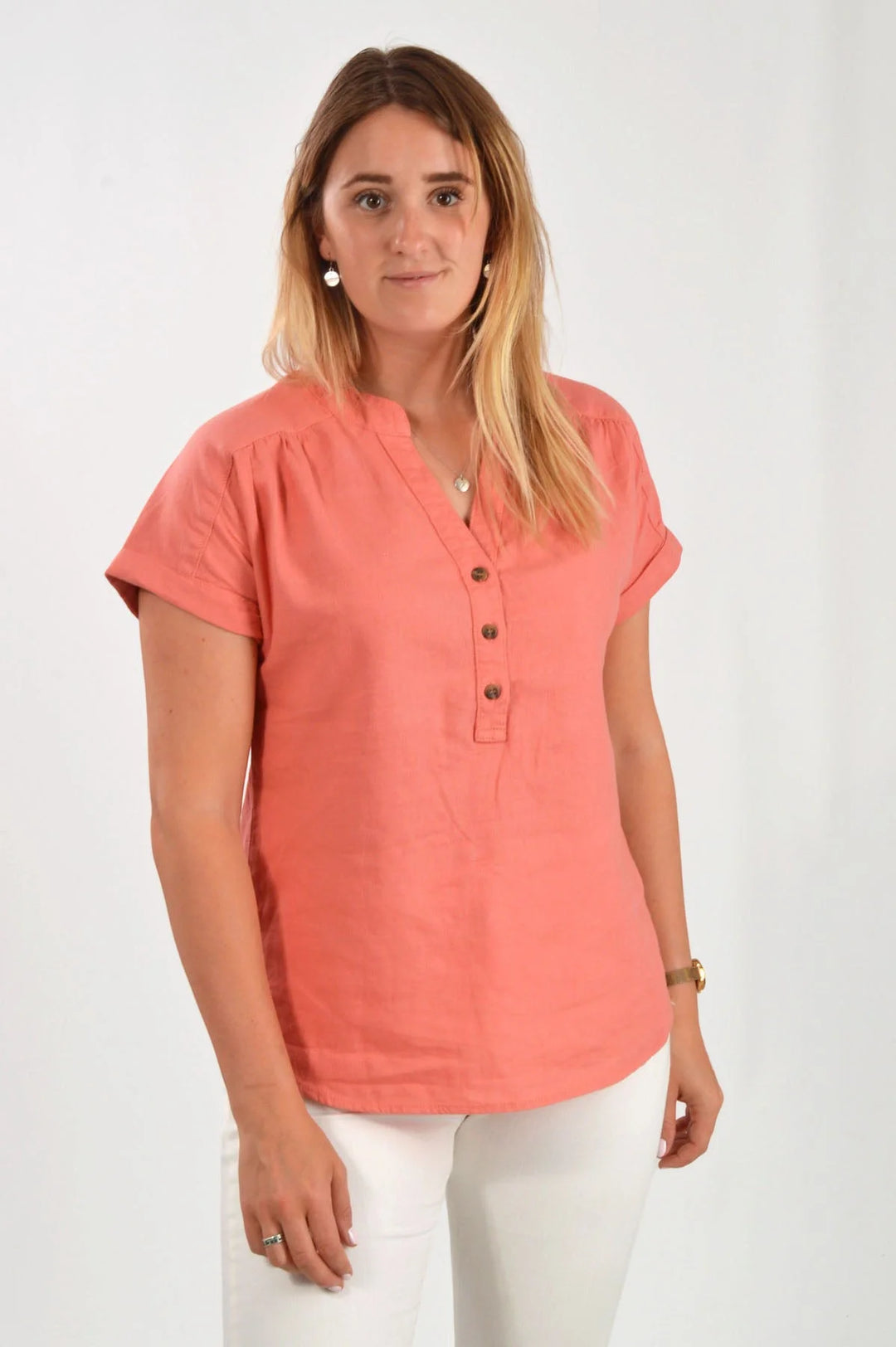 Nutmeg Linen Blend Short Sleeve Top Coral / 8