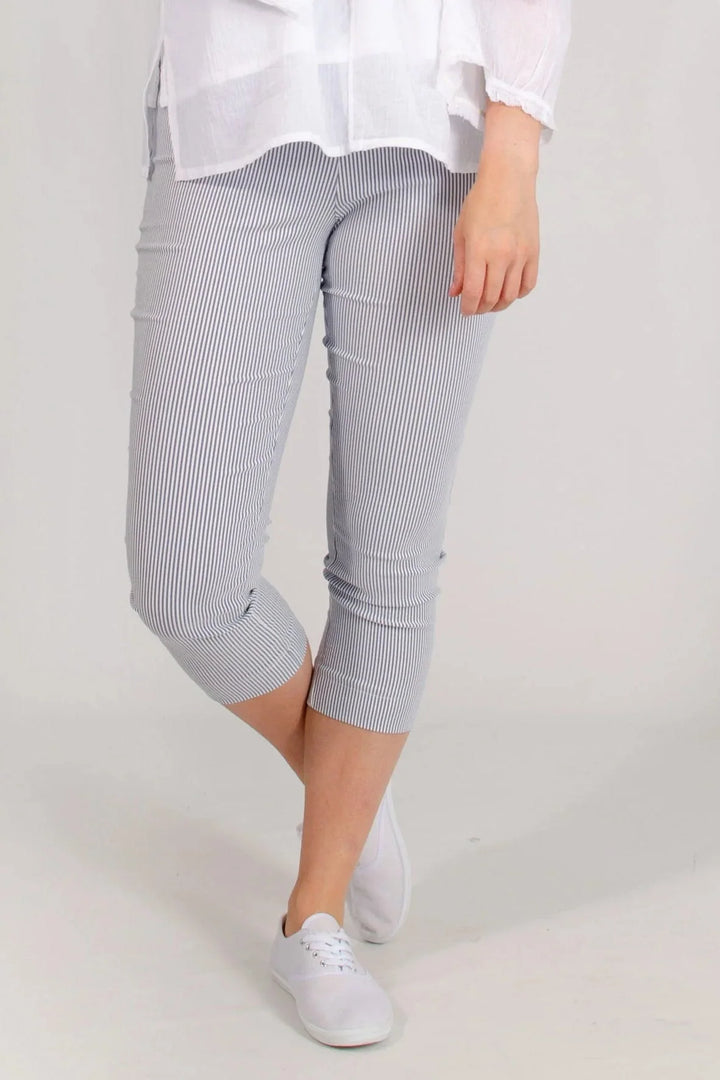 M&Co Pull On Stretch Crop Trousers