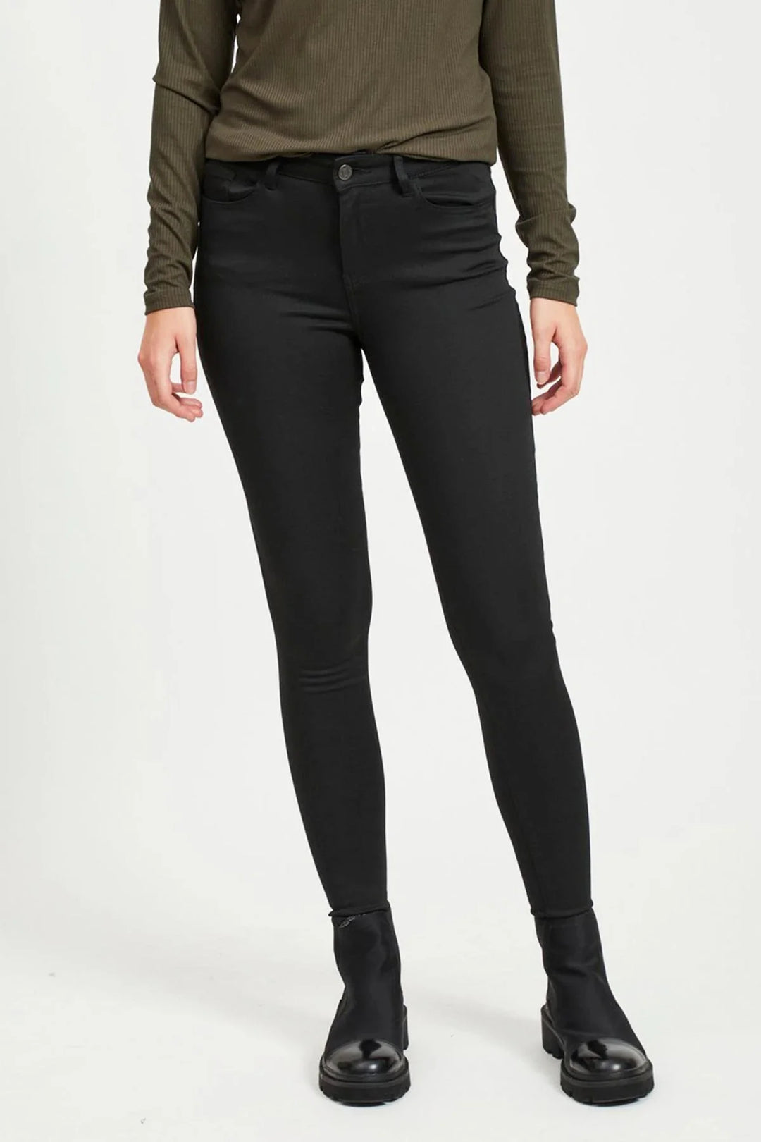 Vila Regular Skinny Jeans Black / 14 / Reg